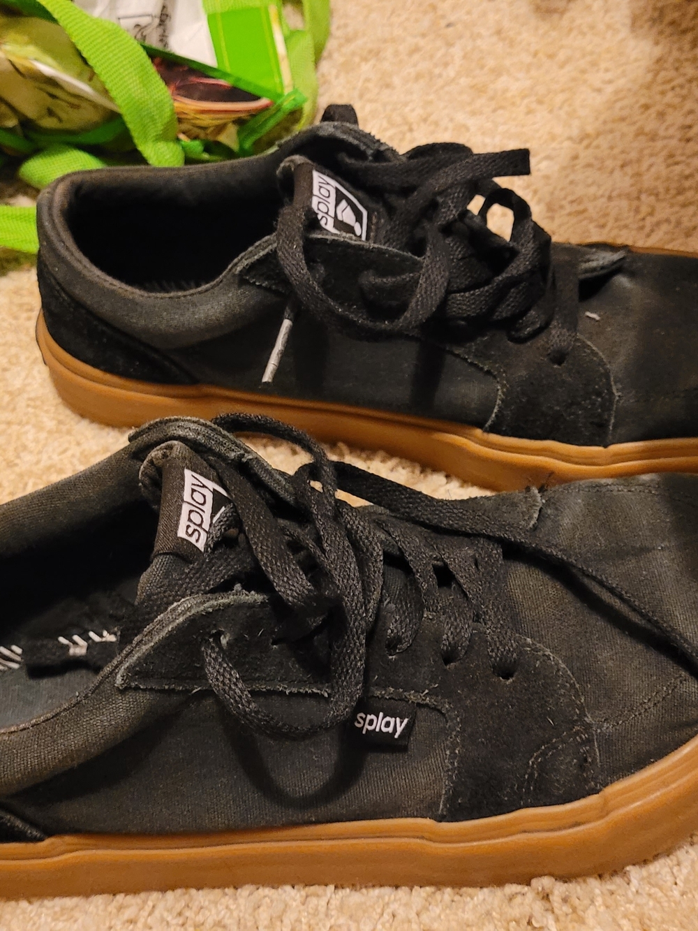 Black Mens 7 Womens 9 Splay Freedom Shoes Sneakers